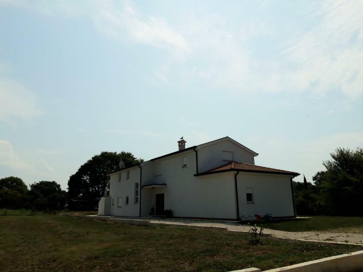 Rooms Karolina Funtana Exterior photo